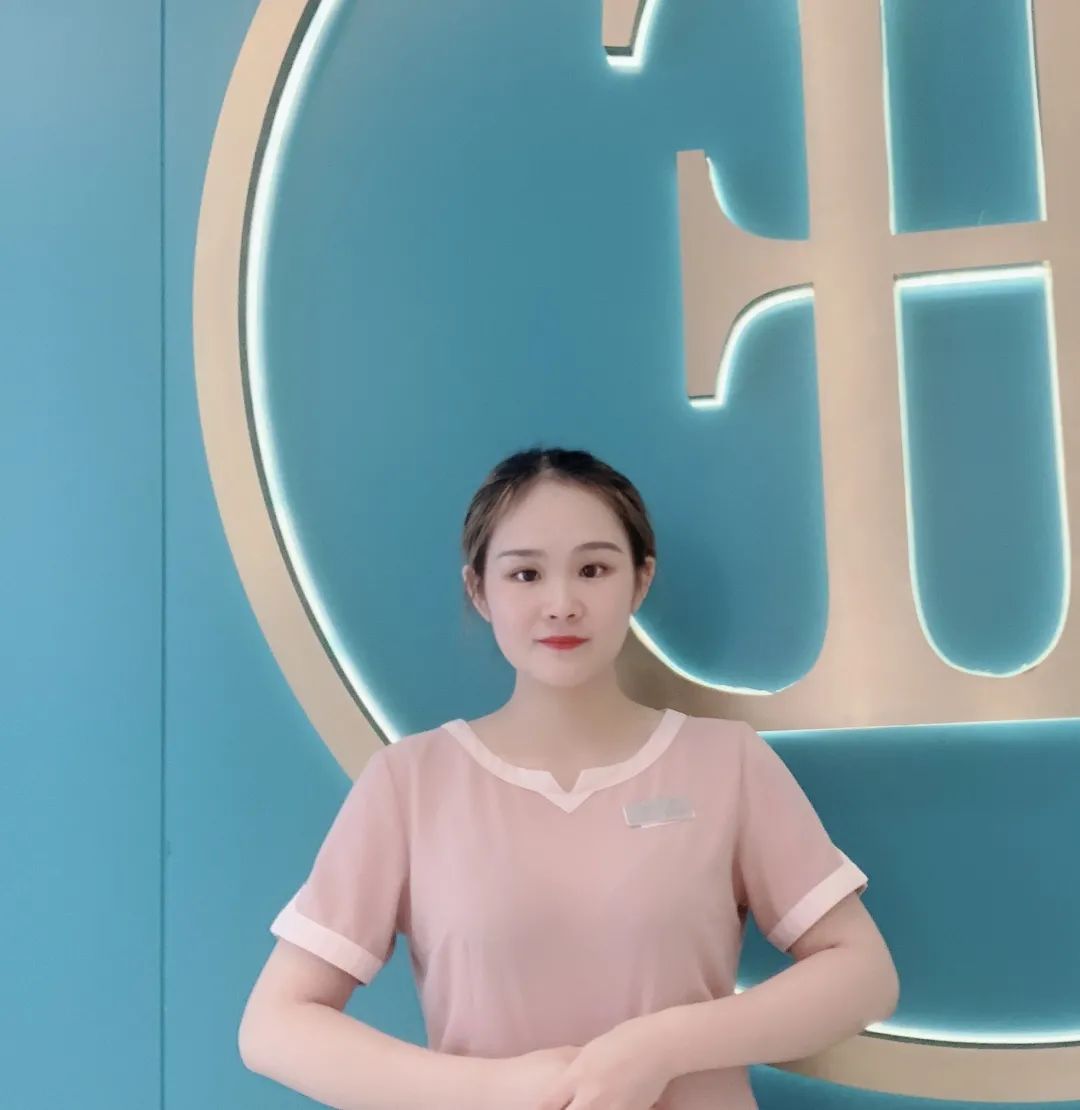 李妙萍，东莞国贸店美容技术顾问